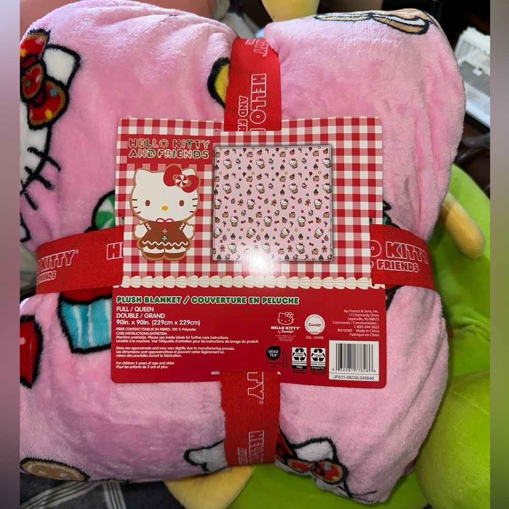 Hello Kitty Viral Queen Candyland Christmas Blanket.
